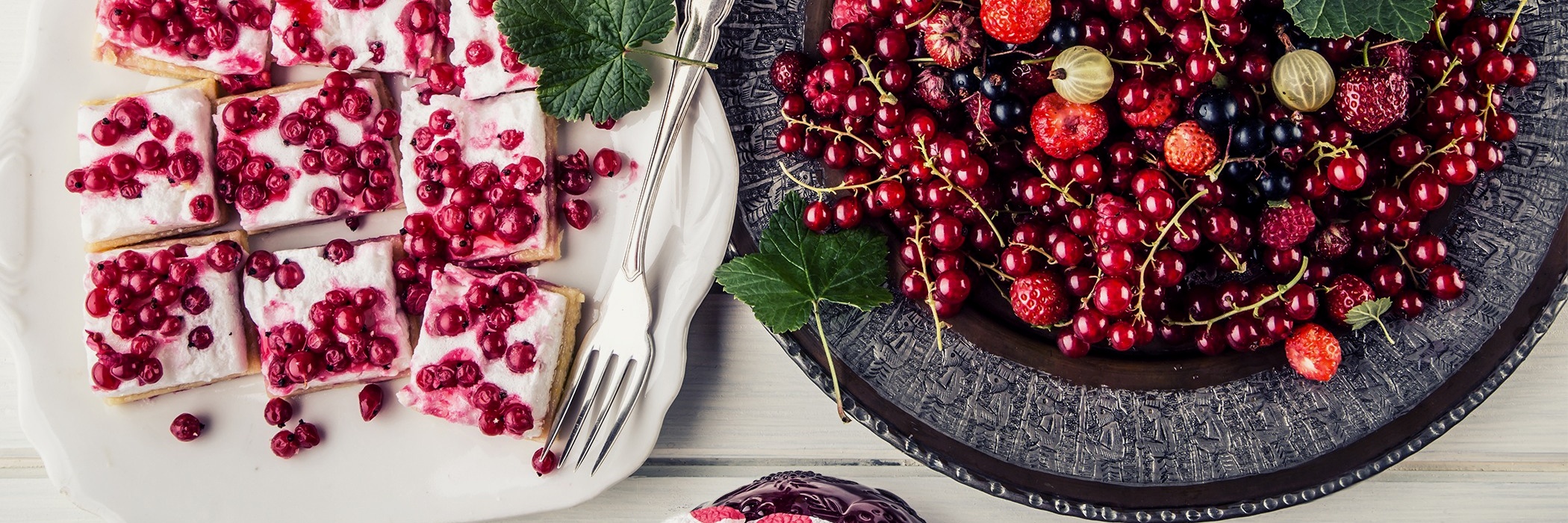 Torta allo yogurt e ciliegie