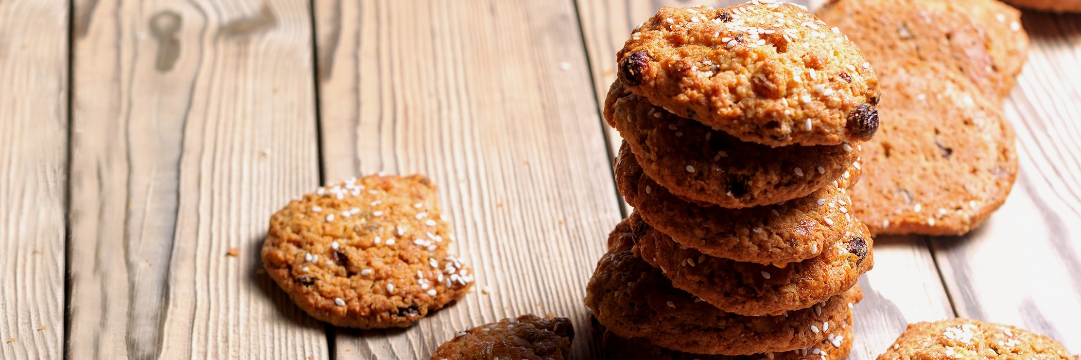 biscotti con uvetta e mandorle