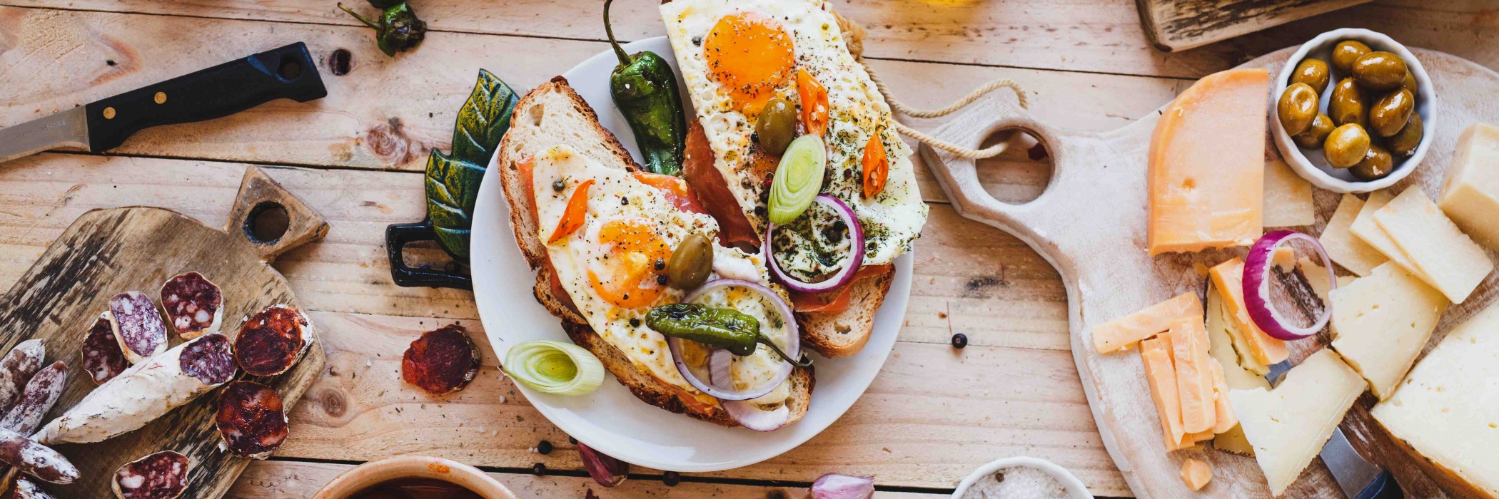 crostini con uova 