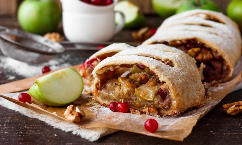 strudel di mele e ribes